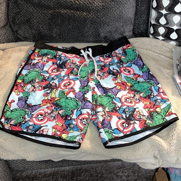 Marvel Superhero Swim Trunks, XXL - Picture 1 of 7
